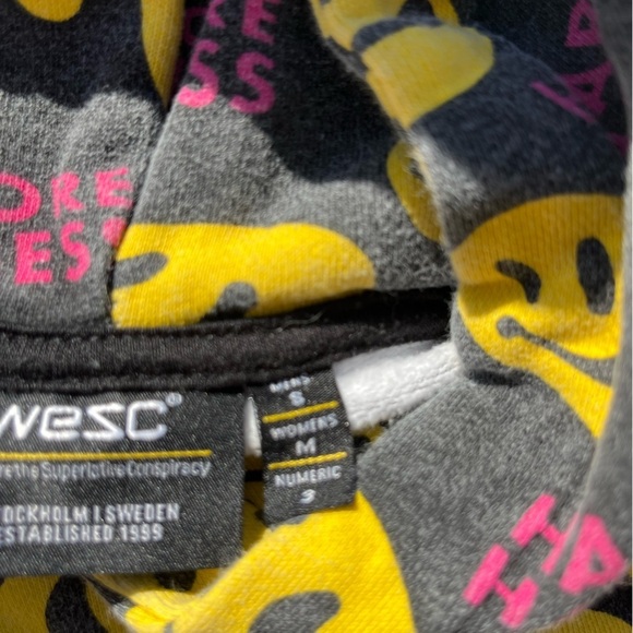Men's Wesc Paradise Hoodie Multicolor Happy Face Logo S Pocket Streetwear Art - Picture 8 of 14